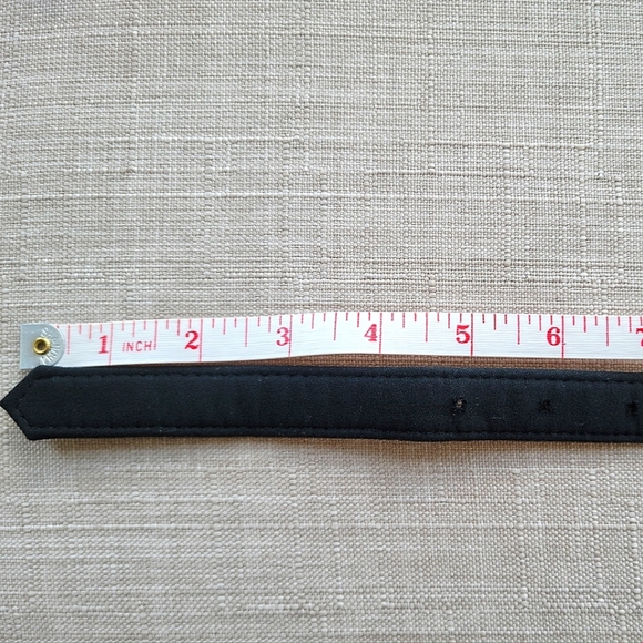 3/$30 Vintage Leather And Fabric Pencil Belt - Picture 5 of 7